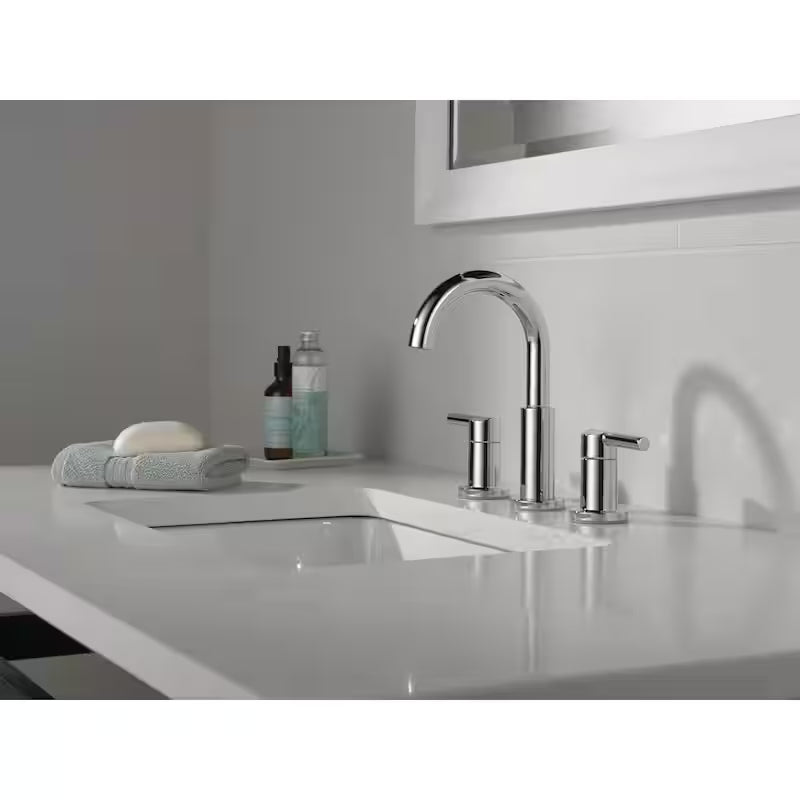 2-Handle Widespread Bathroom Faucet in Chrome O16246