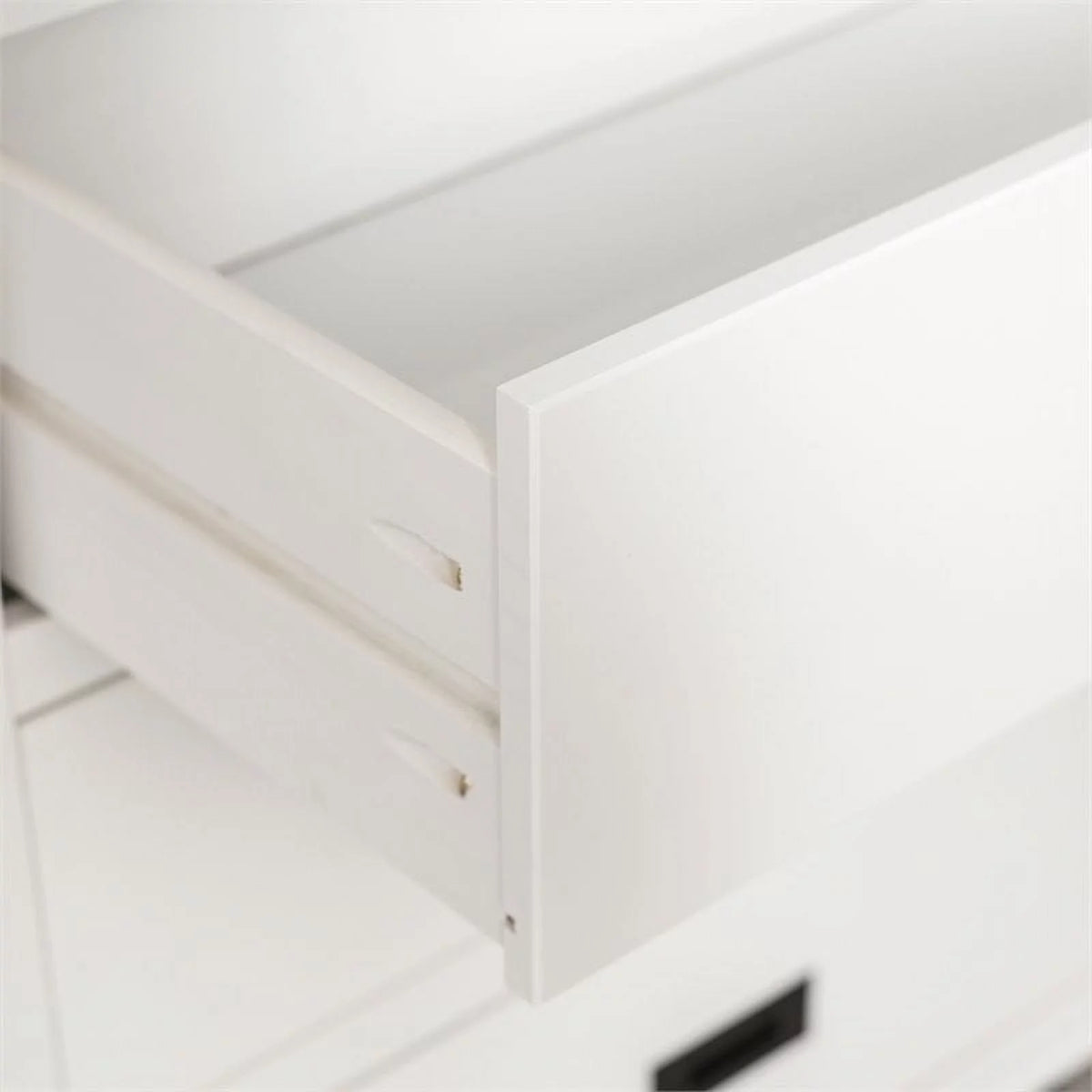 White 6-Drawer Solid Wood Dresser B8897