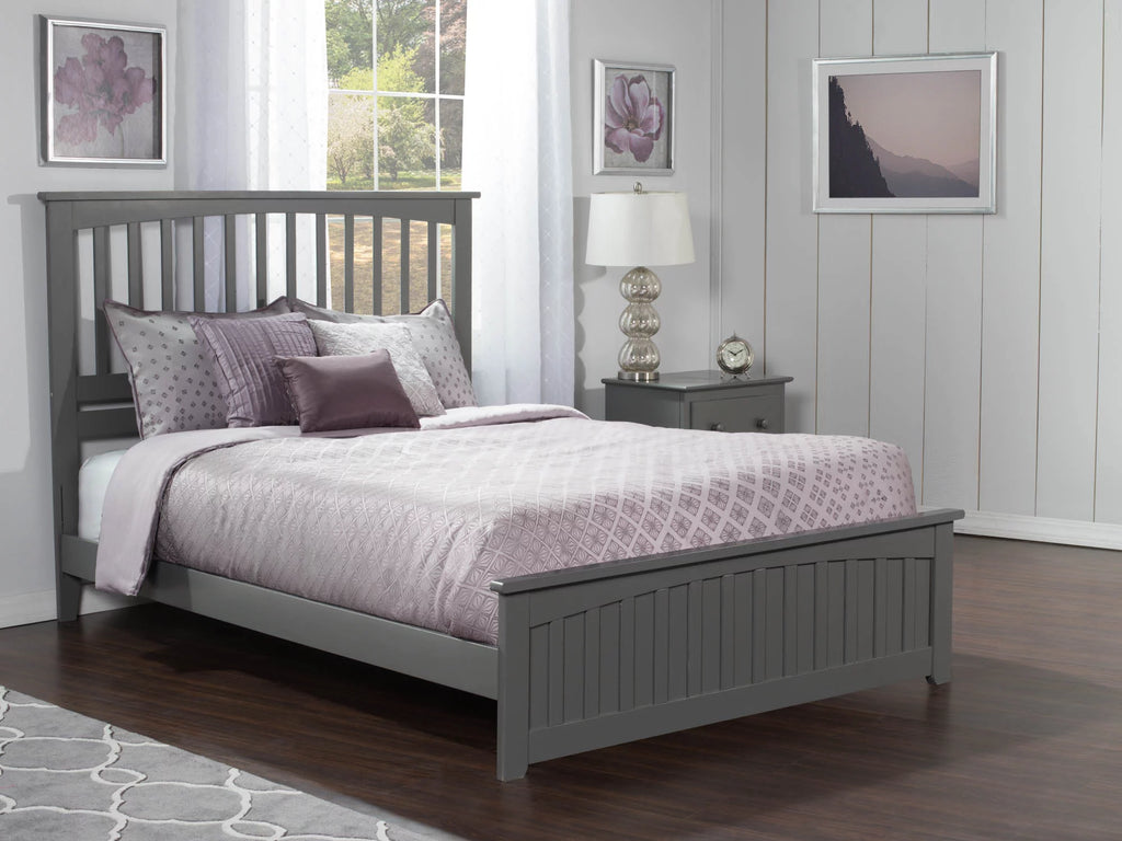 Queen Wood Platform Bed with Slatted Headboard and Footboard J4494