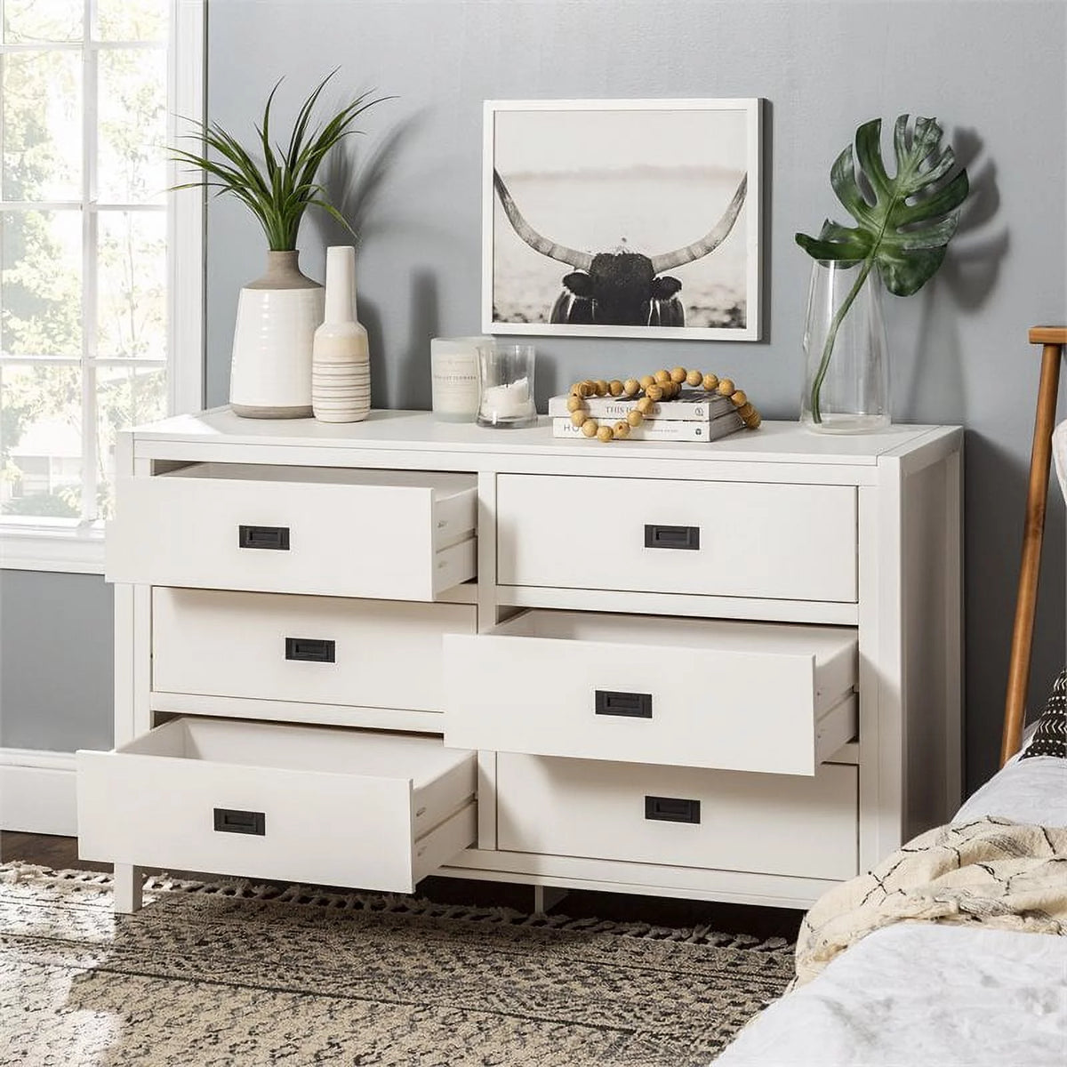 White 6-Drawer Solid Wood Dresser B8897