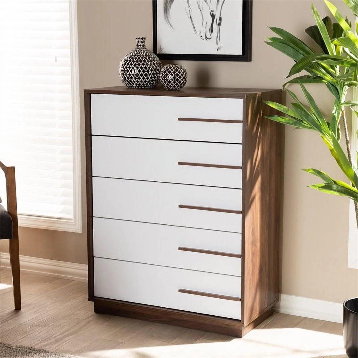 White 5-Drawer Engineered Wood Chest K976