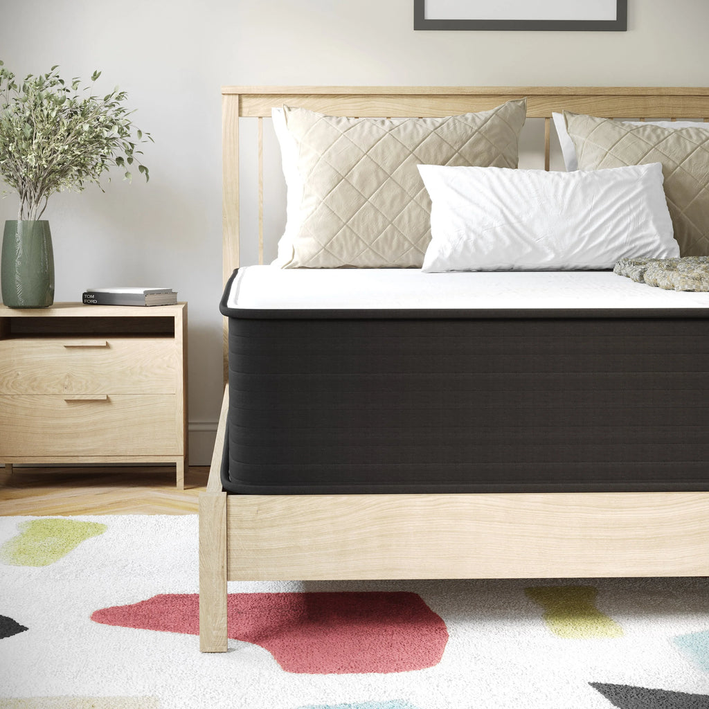 Queen Foam & Pocket Spring Hybrid Mattress S16107
