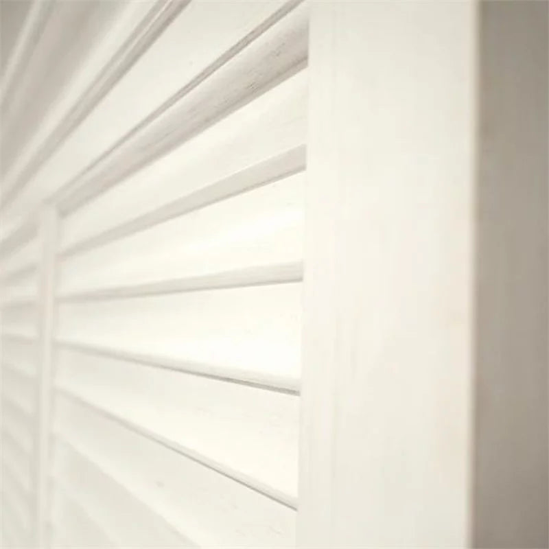 King Panel Bed in Paperwhite N8404