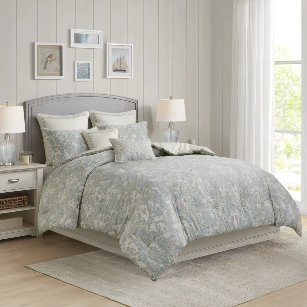 Ivory Paisley Euro Sham Q555