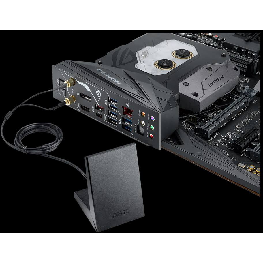 Extended ATX Motherboard R992