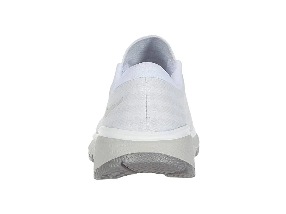 Men's White Running Shoes B505