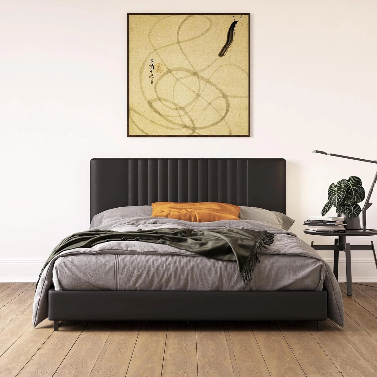 Black Faux Leather Upholstered Platform Bed With Tufted Headboard C939358