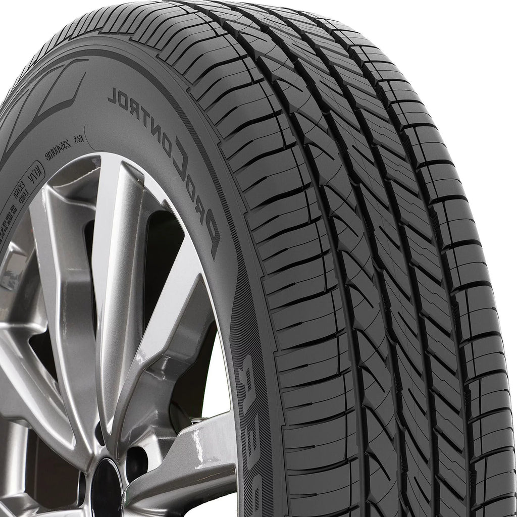 225/55R17 97V Passenger Tire Q78903