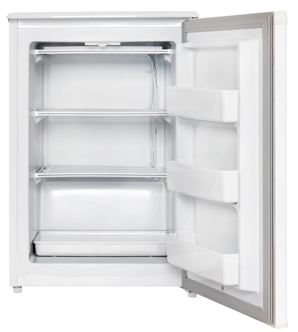 White 4.3 Cu. ft. Upright Freezer X693