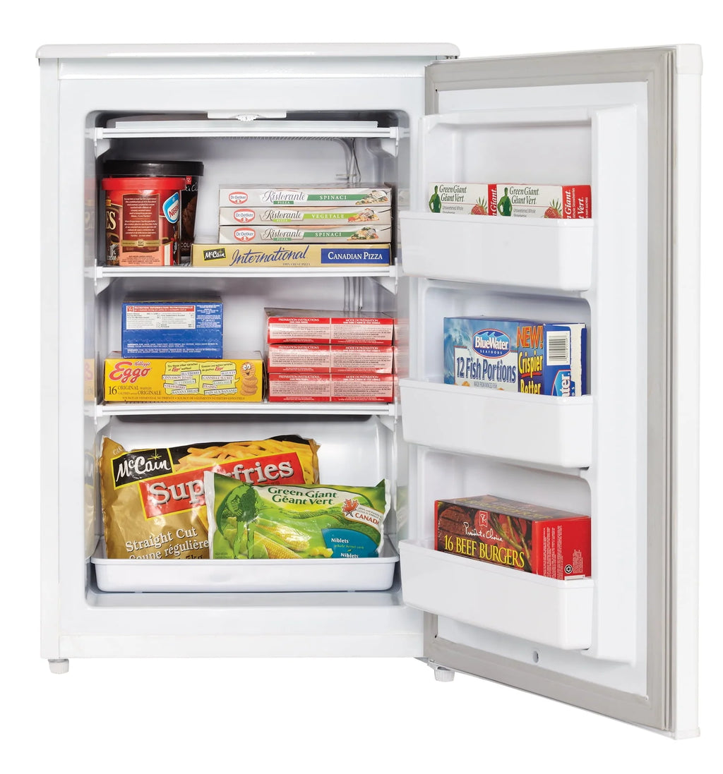 White 4.3 Cu. ft. Upright Freezer X693